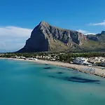 Отель Capo San Vito By Geocharme Сан-Вито-Ло-Капо